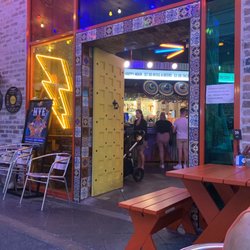 El Camino Cantina - The Entrance