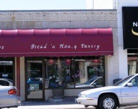 Bread'n Honey Pantry Natural Foods Logo