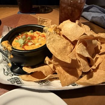 Ford's Garage Florence - Nachos - Burgers Near Me - Florence, Kentucky