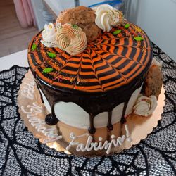 Pretty Tasty Cupcakes - Milk and Cookies Birthday Cake