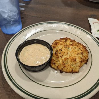 Reindeer Grill - Crab cake - American Near Me - Mansfield, Ohio