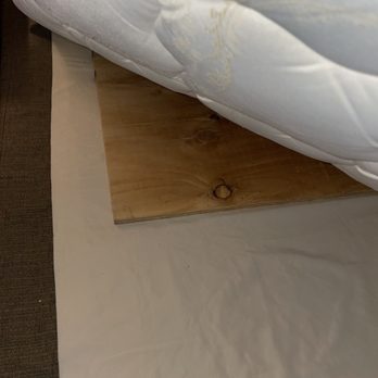 Homewood Suites by Hilton Baltimore - To hold the bed up? - Hotels Near Me - Baltimore, Maryland