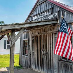Hemman Winery - Quant country side town  in Brazeau, MO