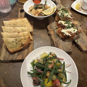 Barbusa - Garlic bread, fried calamari, bruschetta di melanzane, panzanella siciliano - Italian Near Me - San Diego, California
