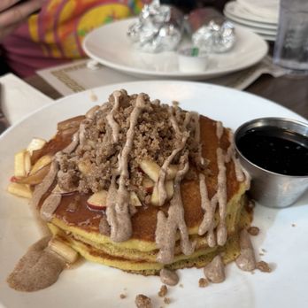 Whiskey Down Diner - Apple crumb pancakes - Bars Near Me - Farmingdale, New York