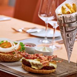 Restaurant Steaktrain - Beef Burger