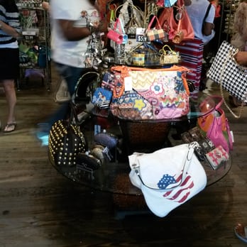 Fabulous Finds - Women's Clothing Near Me - Savannah, Georgia Fabulous Finds - Women's Clothing Near Me - Savannah, Georgia