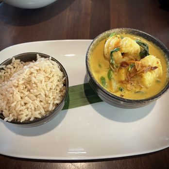 Malai Kitchen - Yellow Curry w/Shrimp - Thai Near Me - Dallas, Texas
