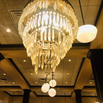 Maggiano's Little Italy - Chandelier - Italian Near Me - Hackensack, New Jersey Maggiano's Little Italy - Chandelier - Italian Near Me - Hackensack, New Jersey