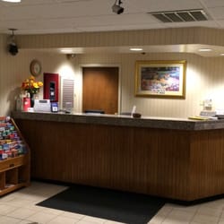 Regency Inn & Suites - Front Desk.... Notice no one there!