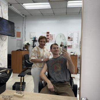 Icon Studios - Hair Stylists Near Me - Sunnyside, New York Icon Studios - Hair Stylists Near Me - Sunnyside, New York