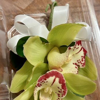 All About Flowers - Corsage created by Sherry from All About Flowers! - Florists Near Me - Trabuco Canyon, California All About Flowers - Corsage created by Sherry from All About Flowers! - Florists Near Me - Trabuco Canyon, California