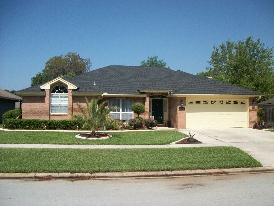Slide of Alan Taylor Roofing
