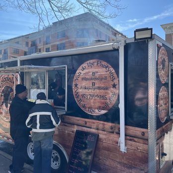 The Colonial Grill - Food Trucks Near Me - Morristown, New Jersey The Colonial Grill - Food Trucks Near Me - Morristown, New Jersey