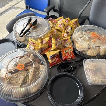Bandy's Cafe & Catering - Cafes Near Me - Naperville, Illinois Bandy's Cafe & Catering - Cafes Near Me - Naperville, Illinois
