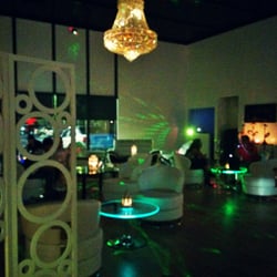 Bliss Hookah Lounge and Bar - Look at that chandelier! #blisscafe