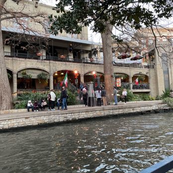 Cafe Ole - Cafe Ole! San Antonio River Walk. People - Mexican Near Me - San Antonio, Texas