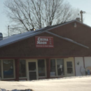 China Moon - the outside of a restaurant with snow on the ground - Chinese Near Me - Algoma, Wisconsin