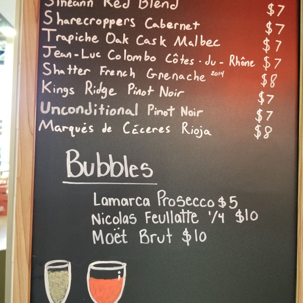 Fred Meyer - Wine selection at bar - Grocery Near Me - Portland, Oregon