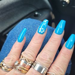 Lacey Nails