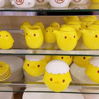Daiso - Cute dishes - Department Stores Near Me - Bellevue, Washington