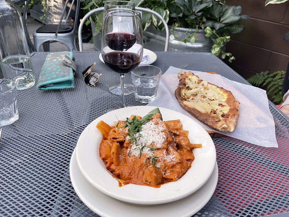 FIVE RESTAURANT BISTRO 271 Photos & 451 Reviews 650 Edmonds Way