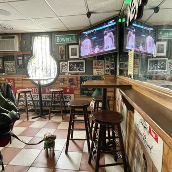 The Keyhole - Dive Bars Near Me - Jersey City, New Jersey The Keyhole - Dive Bars Near Me - Jersey City, New Jersey