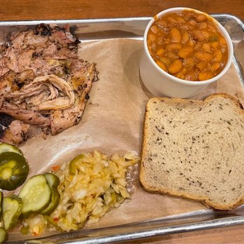 Mabel's BBQ - 1/2 lb. Pulled Pork, Baked Beans - Barbeque Near Me - Cleveland, Ohio