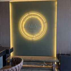 Hala’s Mideast Eatery And Market