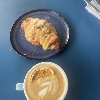 Moonwake Coffee Roasters - latte + pistachio croissant - Coffee Roasteries Near Me - San Jose, California Moonwake Coffee Roasters - latte + pistachio croissant - Coffee Roasteries Near Me - San Jose, California
