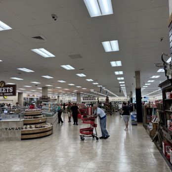 Buc-ee's - Convenience Stores Near Me - Brunswick, Georgia
