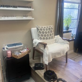 NailBox Studios - Pedicure station - Hair Removal Near Me - Castro Valley, California NailBox Studios - Pedicure station - Hair Removal Near Me - Castro Valley, California