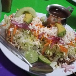 La Mexicana - Tostadas de res. Again. Don't forget to pour the jugo on top. You will not regret! Really adds that extra flavor.