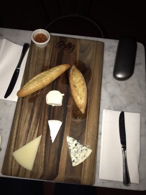 Vanguard Wine Bar (Upper East Side) by null