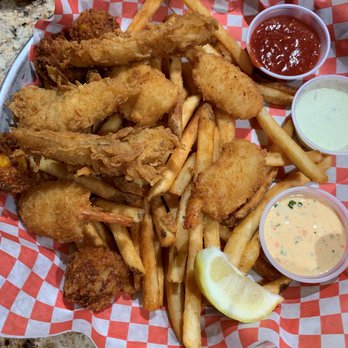 Bubba Gump Shrimp Co. - Seafood Near Me - Edmonton, Alberta