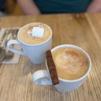Heist Restaurant - Nutella Latte and Chai Latte - Coffee & Tea Near Me - San Francisco, California Heist Restaurant - Nutella Latte and Chai Latte - Coffee & Tea Near Me - San Francisco, California