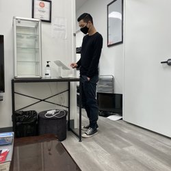 Phone Repair Philly- University city - This guy fixed my phone. Upon first glance, it looks great!