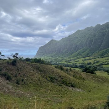 Kualoa Ranch - Tours Near Me - Kaneohe, Hawaii