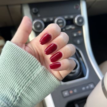 Q Nails & Spa - Color: Reddish Purple DND - Nail Salons Near Me - The Villages, Florida Q Nails & Spa - Color: Reddish Purple DND - Nail Salons Near Me - The Villages, Florida