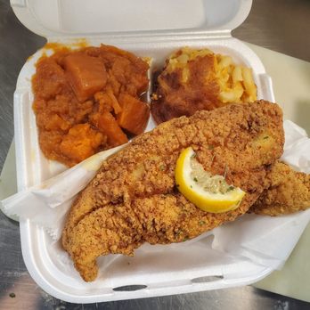 GiGi's Place - a tray of fried fish and mashed potatoes - Soul Food Near Me - Covington, Georgia GiGi's Place - a tray of fried fish and mashed potatoes - Soul Food Near Me - Covington, Georgia