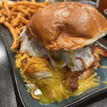 Southern Social - Sunrise chicken sandwich - Southern Near Me - Woodbury, Minnesota Southern Social - Sunrise chicken sandwich - Southern Near Me - Woodbury, Minnesota