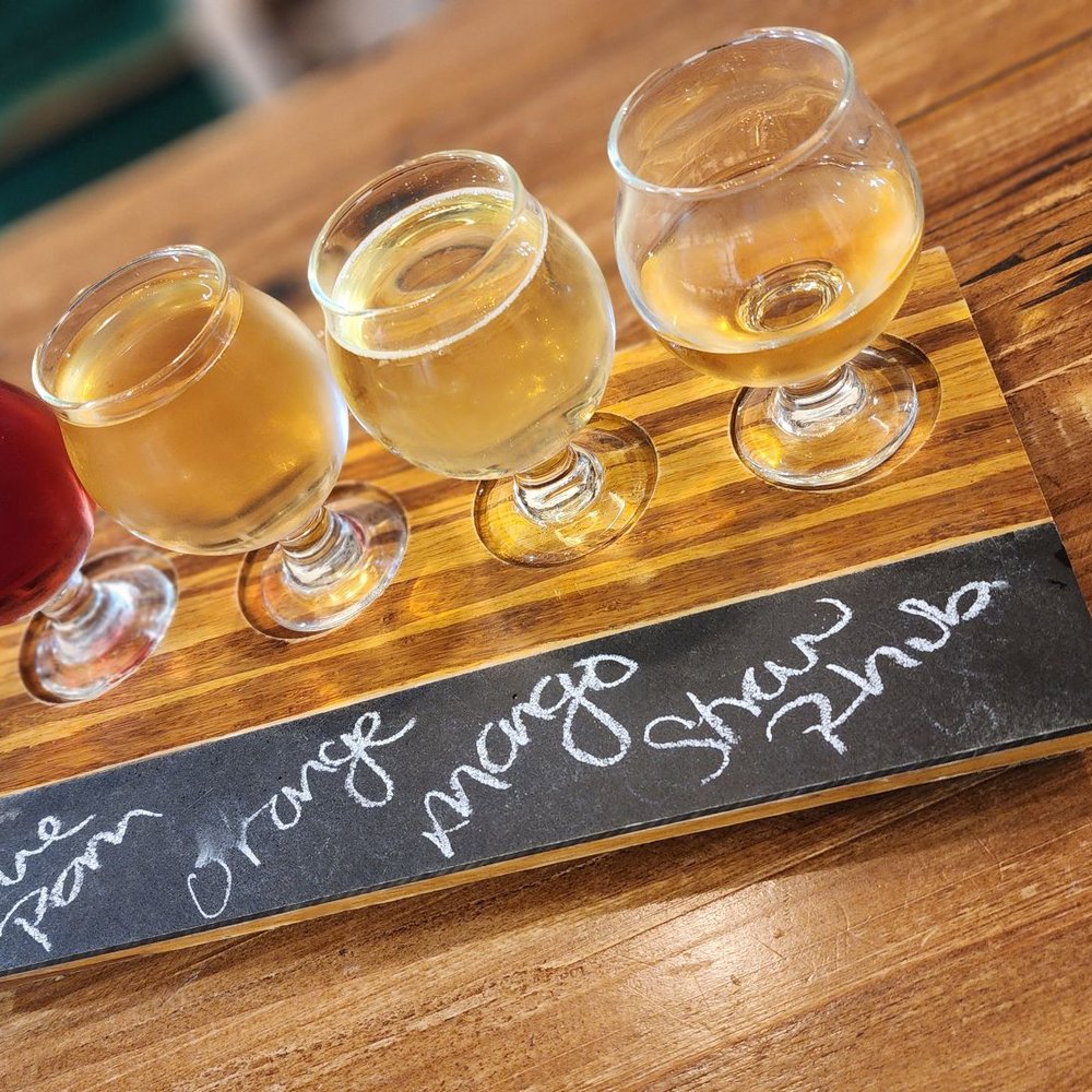 Beach Bee Meadery - Flight night - Meaderies Near Me - Long Branch, New Jersey Beach Bee Meadery - Flight night - Meaderies Near Me - Long Branch, New Jersey