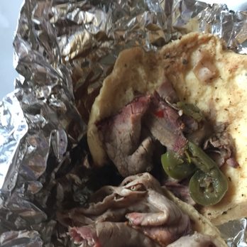 Country Store & Catering - Barbeque Near Me - Sycamore, Illinois