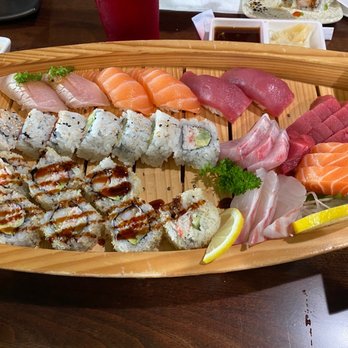 Show Sushi - Love Boat - Sushi Bars Near Me - La Palma, California Show Sushi - Love Boat - Sushi Bars Near Me - La Palma, California