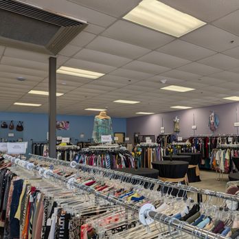 Thrifty Threads - Boutique, Casual Clothing in an array of sizes (children's and men's clothing too!) - Thrift Stores Near Me - Indianapolis, Indiana