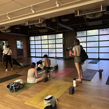 Sweatshop on Central - Yoga Near Me - Phoenix, Arizona Sweatshop on Central - Yoga Near Me - Phoenix, Arizona