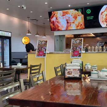 Beef Up Noodle - More of that interior - Chinese Near Me - New York, New York