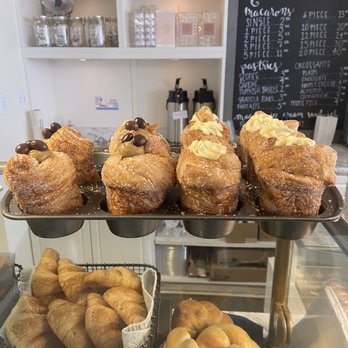 La Petite Delicat - Macarons Near Me - Lexington, Kentucky