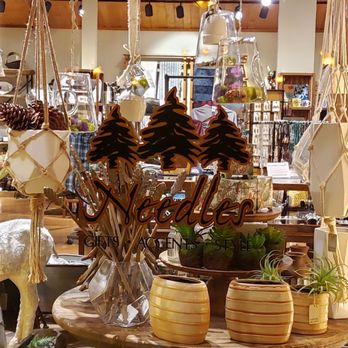 Signal Mountain Lodge - Gift shop - Hotels Near Me - Moran, Wyoming Signal Mountain Lodge - Gift shop - Hotels Near Me - Moran, Wyoming