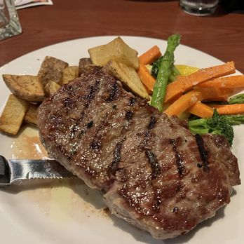 Francesca's Italian Kitchen - Steak - Italian Near Me - Temecula, California Francesca's Italian Kitchen - Steak - Italian Near Me - Temecula, California